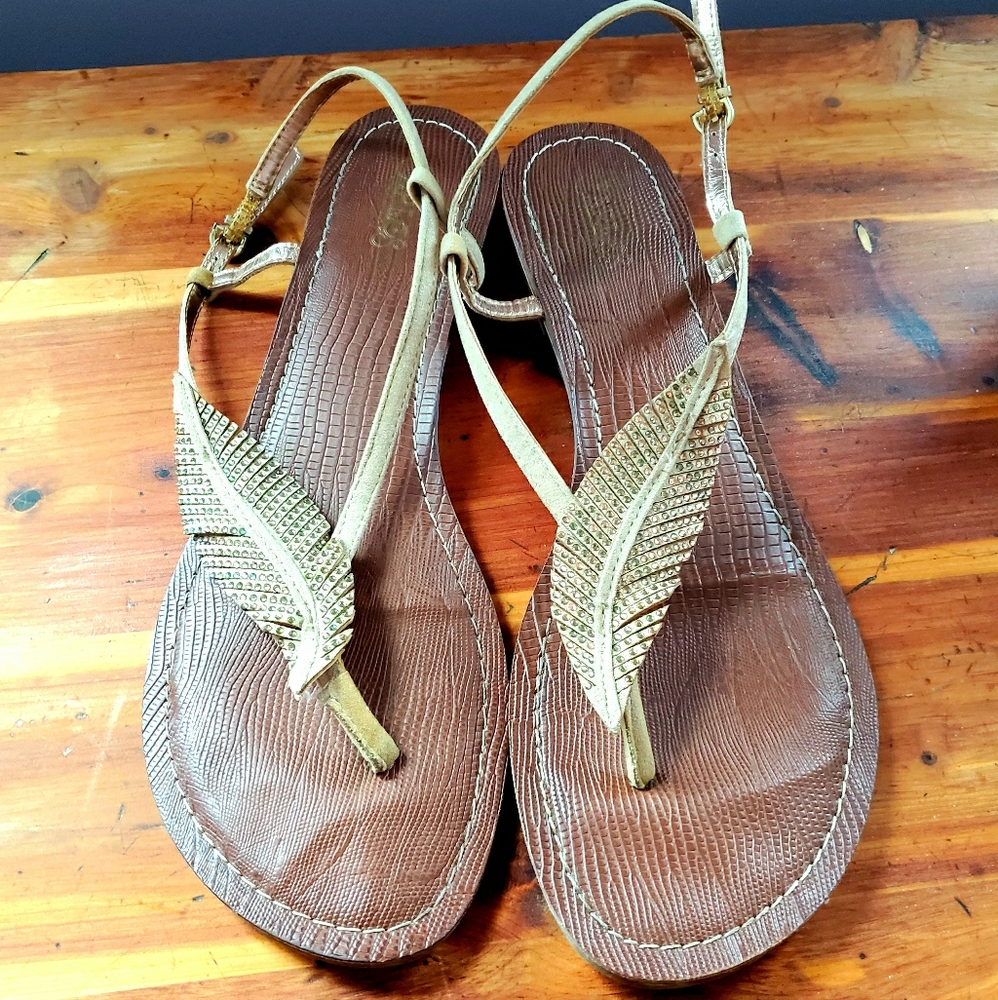 Carlos Santana Tstrap flats